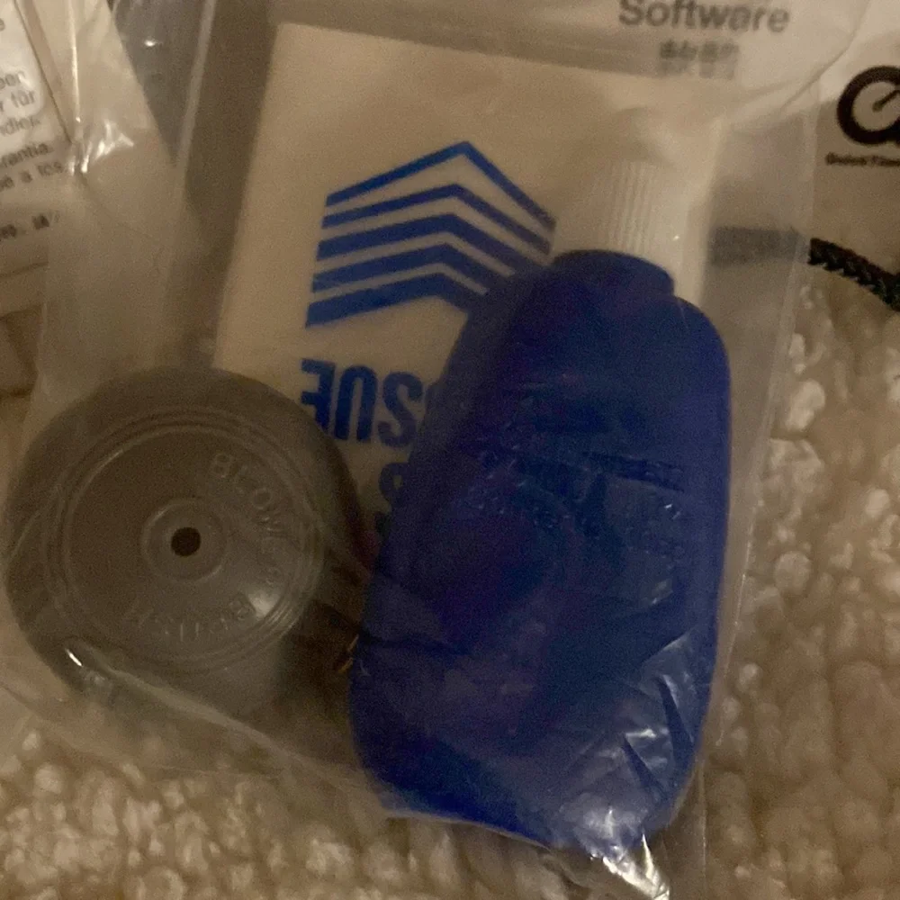 Gifted. Olympus Digital Camera with all that came with it. Original cost $150. - Picture 4 of 9